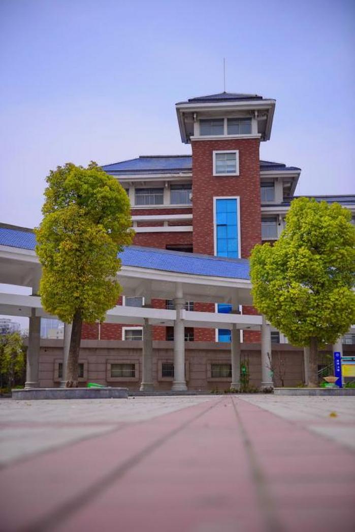 2018-10-05人间烟火31评价了江苏省口岸中学评分